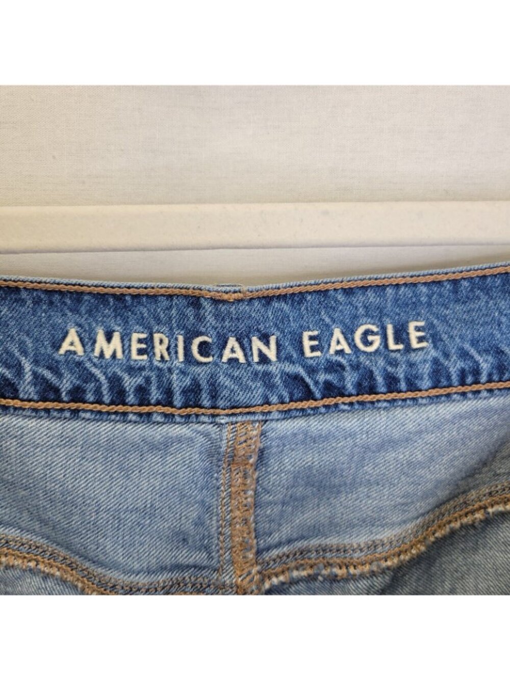 American Eagle Women's Size 12 Jeans Low Rise Skater Jean Distressed Destroyed - Picture 7 of 9